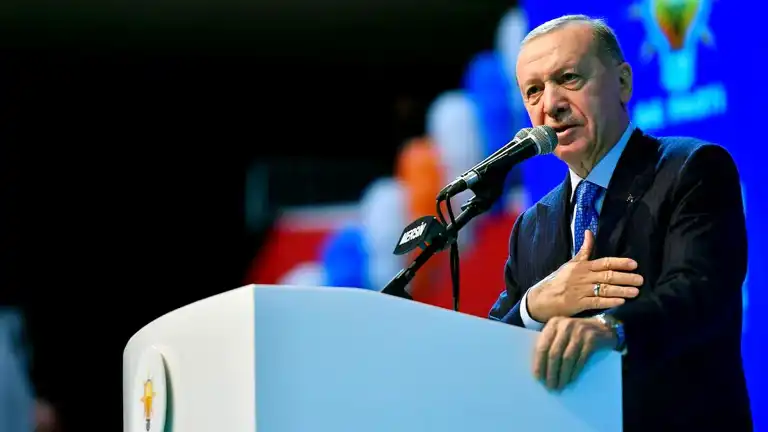 AK Parti 8. Büyük Kongresi Pazar Günü AK Parti 8. Büyük Kongresi Pazar Günü